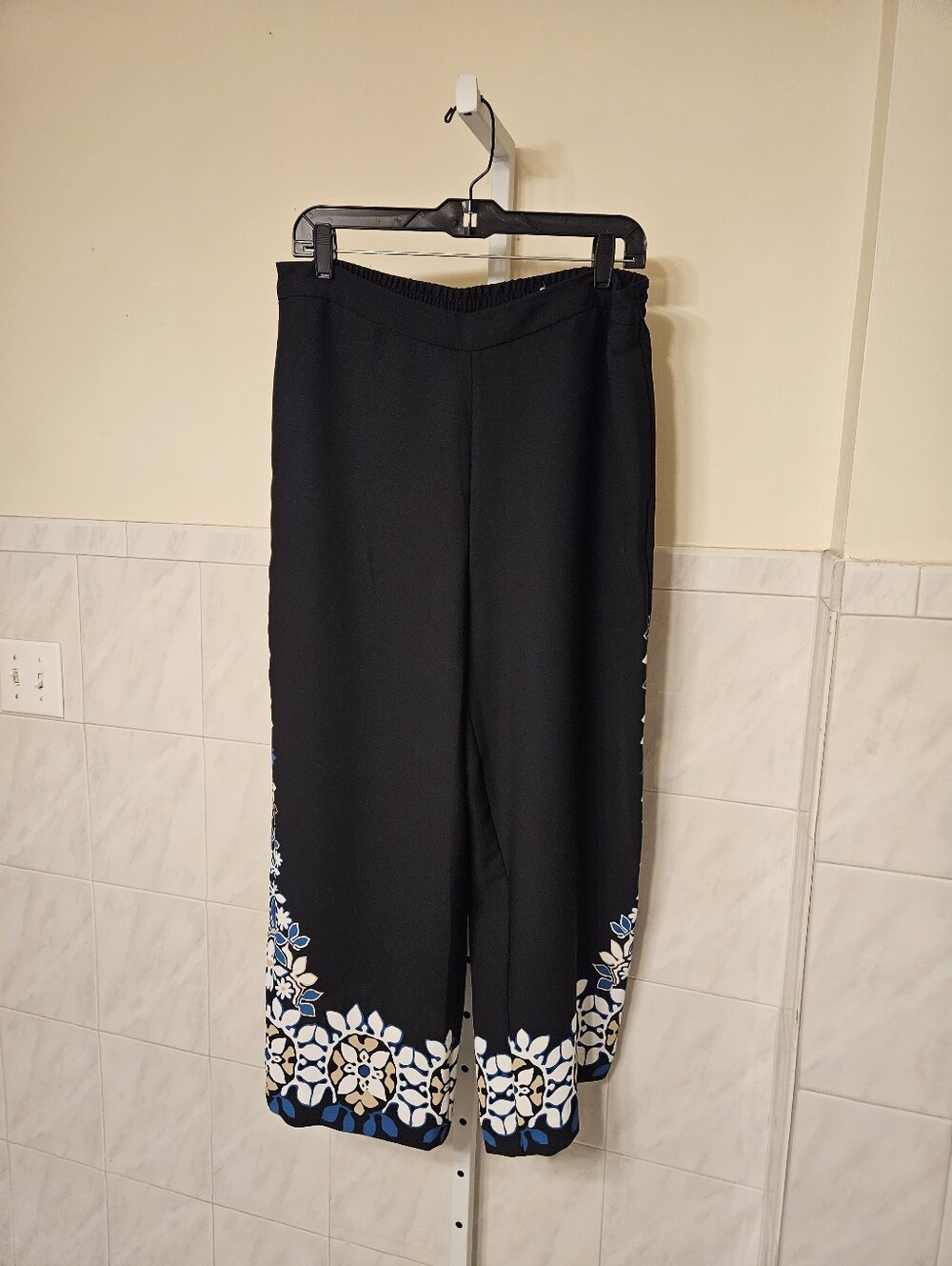 CHICO'S PANTS